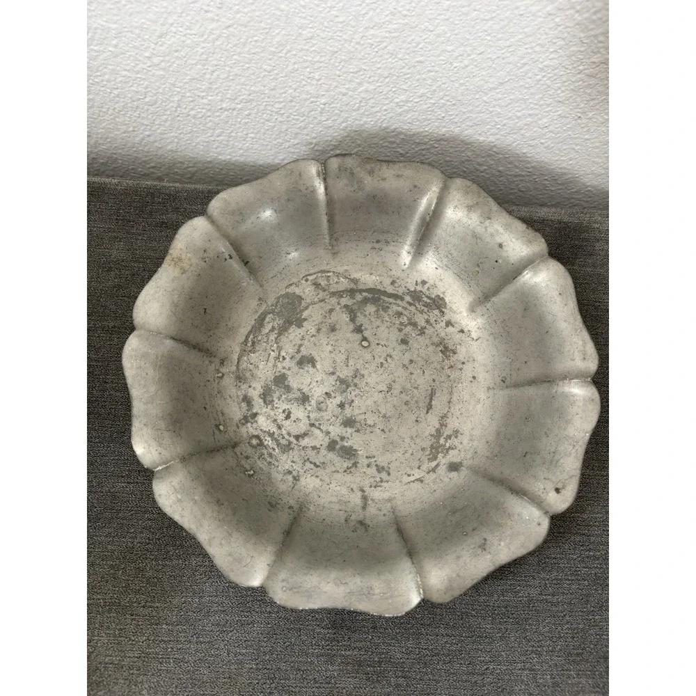 Flagg‎ & Homan Flatter Scalloped Bowl Pewter KS Co Pedestal Compote Bowl Dish